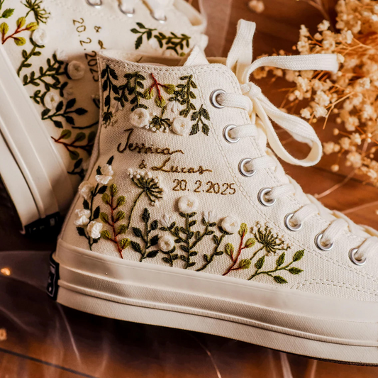 Brautschuh mit Blumenstickerei